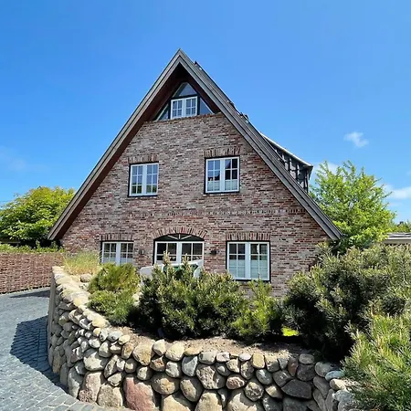 Ferienhaus Ada *